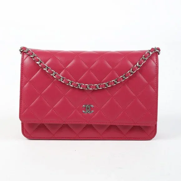 Wallet on Chain WOC Red Quilted Lambskin Leather CC Crossbody Bag - Picture 1 of 7